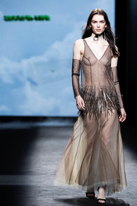 Claro Couture Fashion Show auf der 75. Mercedes-Benz Fashion Week Madrid