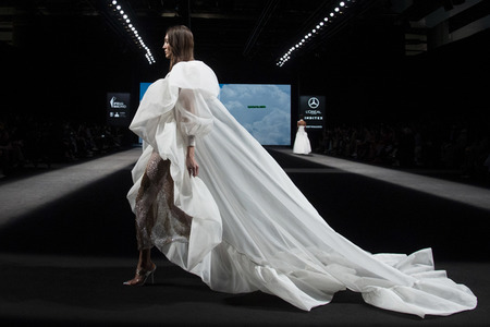 Claro Couture Fashion Show auf der 75. Mercedes-Benz Fashion Week Madrid