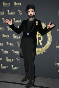 Präsentation der neuen Mode-Kollektion 'Teuber by Harald Glööckler' in Berlin