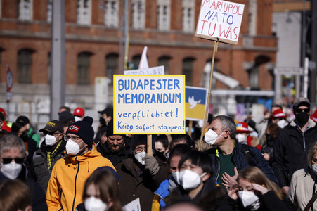 Großdemonstration gegen den Krieg in der Ukraine in Berlin