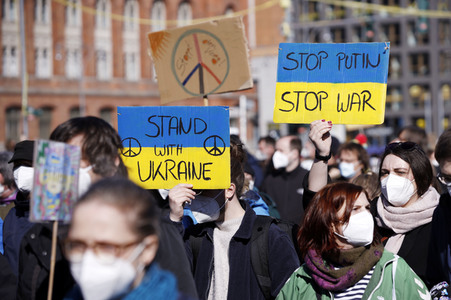Großdemonstration gegen den Krieg in der Ukraine in Berlin