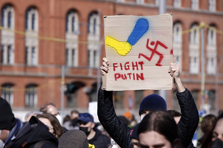 Großdemonstration gegen den Krieg in der Ukraine in Berlin