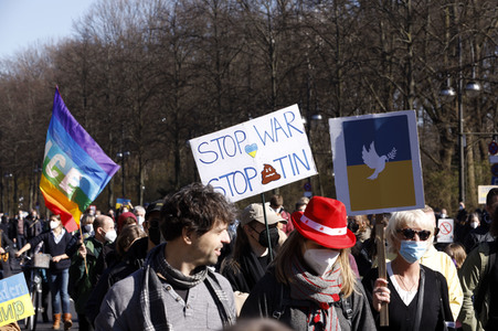 Großdemonstration gegen den Krieg in der Ukraine in Berlin