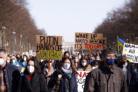 Großdemonstration gegen den Krieg in der Ukraine in Berlin