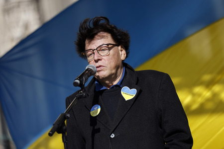 Demo gegen den Krieg in der Ukraine in Köln