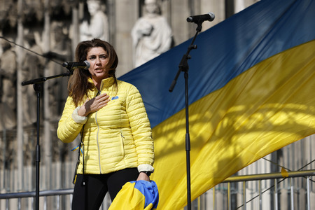 Demo gegen den Krieg in der Ukraine in Köln