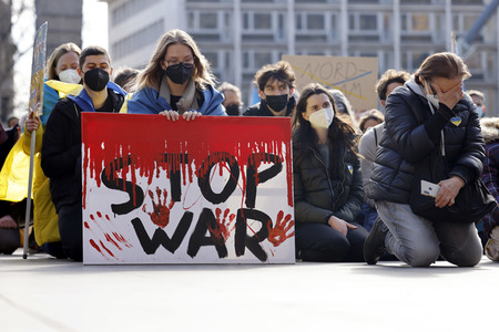 Demo gegen den Krieg in der Ukraine in Köln