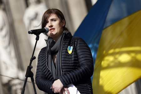 Demo gegen den Krieg in der Ukraine in Köln