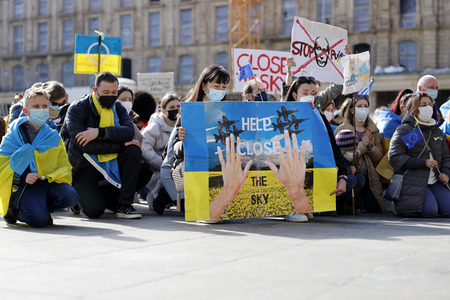 Demo gegen den Krieg in der Ukraine in Köln