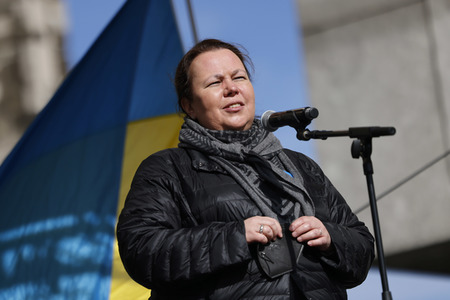 Demo gegen den Krieg in der Ukraine in Köln