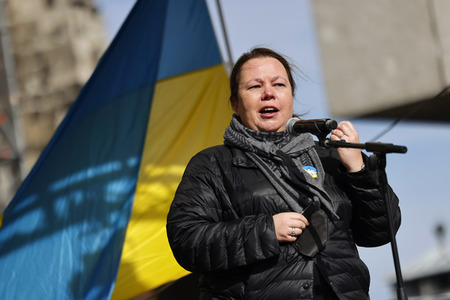 Demo gegen den Krieg in der Ukraine in Köln