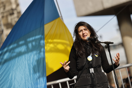 Demo gegen den Krieg in der Ukraine in Köln