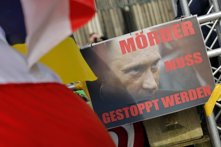 Demo gegen den Krieg in der Ukraine in Köln