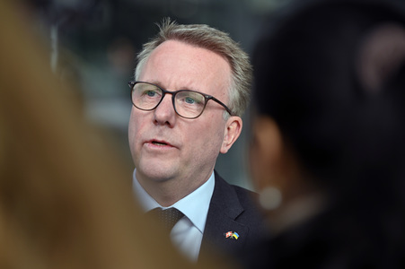 Pressestatement von Morten Bodskov im NATO Hauptquartier in Brüssel