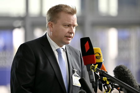 Pressestatement von Antti Kaikkonen im NATO Hauptquartier in Brüssel