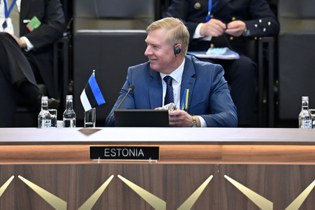 Pressestatement von Kalle Laanet im NATO Hauptquartier in Brüssel