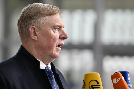 Pressestatement von Kalle Laanet im NATO Hauptquartier in Brüssel