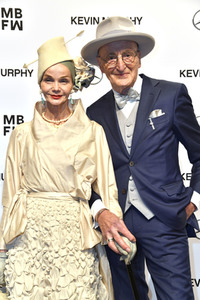 Esther Perbandt Fashion Show auf der Berlin Fashion Week Autumn/Winter 2022