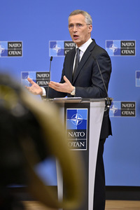Pressekonferenz mit Jens Stoltenberg im NATO Hauptquartier in Brüssel