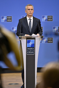 Pressekonferenz mit Jens Stoltenberg im NATO Hauptquartier in Brüssel