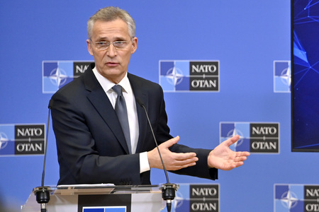Pressekonferenz mit Jens Stoltenberg im NATO Hauptquartier in Brüssel