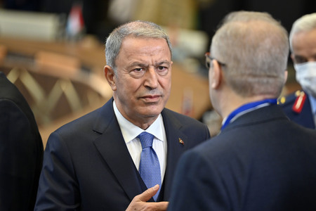 Außerordentliches Treffen der NATO-Verteidigungsminister in Brüssel