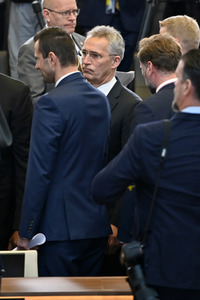 Außerordentliches Treffen der NATO-Verteidigungsminister in Brüssel