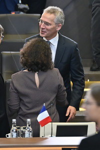 Außerordentliches Treffen der NATO-Verteidigungsminister in Brüssel