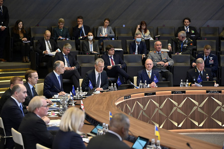 Außerordentliches Treffen der NATO-Verteidigungsminister in Brüssel