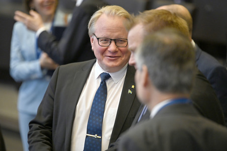 Außerordentliches Treffen der NATO-Verteidigungsminister in Brüssel