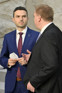 Außerordentliches Treffen der NATO-Verteidigungsminister in Brüssel