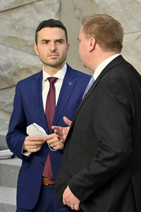 Außerordentliches Treffen der NATO-Verteidigungsminister in Brüssel