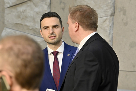 Außerordentliches Treffen der NATO-Verteidigungsminister in Brüssel