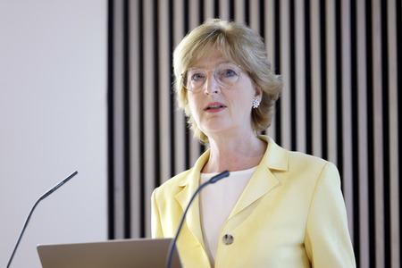 Vortrag von Christiane Woopen in Köln