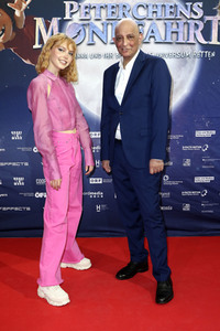 Filmpremiere 'Peterchens Mondfahrt' in Hamburg