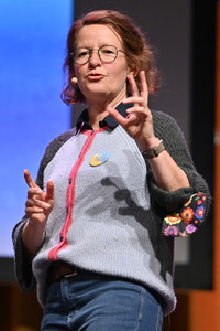 Margit Auer auf der lit.Kid. 2022 in Köln