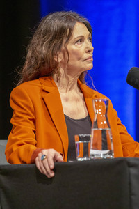 Iris Berben und Paul Ingendaay auf der lit.Cologne 2022 in Köln