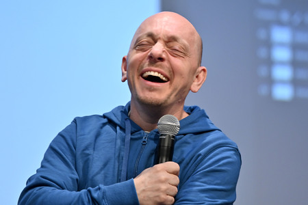 Bernhard Hoëcker, Eva von Mühlenfels und Mike Altwicker auf der lit.Kid. 2022 in Köln