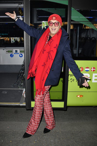 Pre-Party Bustour vor dem Geburtstag von Julian F.M. Stoeckel in Berlin