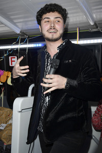 Pre-Party Bustour vor dem Geburtstag von Julian F.M. Stoeckel in Berlin