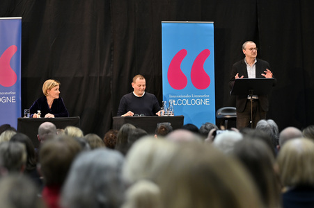 Mariele Millowitsch und Devid Striesow auf der lit.Cologne 2022 in Köln