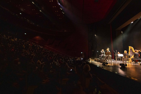 Konzert von Max Herre & Mikis Takeover! Ensemble in Erfurt