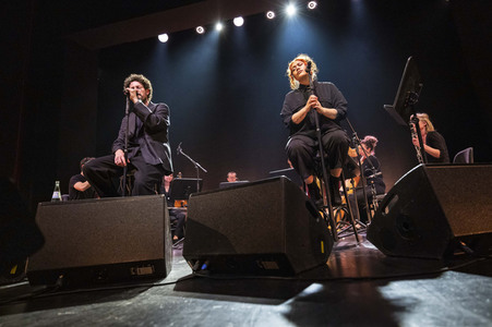 Konzert von Max Herre & Mikis Takeover! Ensemble in Erfurt