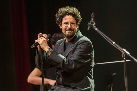 Konzert von Max Herre & Mikis Takeover! Ensemble in Erfurt