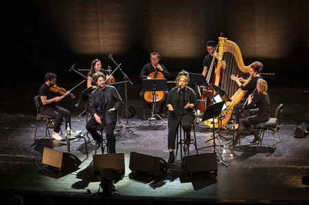 Konzert von Max Herre & Mikis Takeover! Ensemble in Erfurt