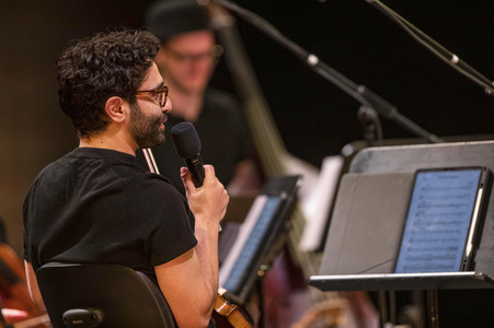 Konzert von Max Herre & Mikis Takeover! Ensemble in Erfurt