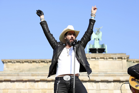 Kundgebung und Friedenskonzert 'Sound of Peace' in Berlin