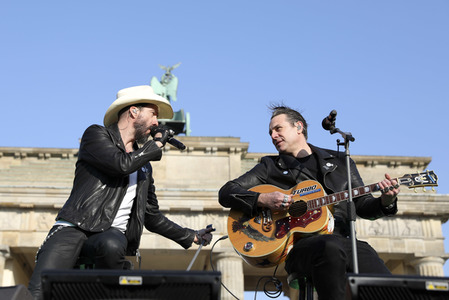 Kundgebung und Friedenskonzert 'Sound of Peace' in Berlin