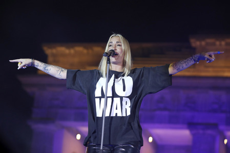 Kundgebung und Friedenskonzert 'Sound of Peace' in Berlin