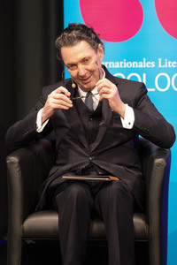 Martin Suter auf der lit.Cologne 2022 in Köln